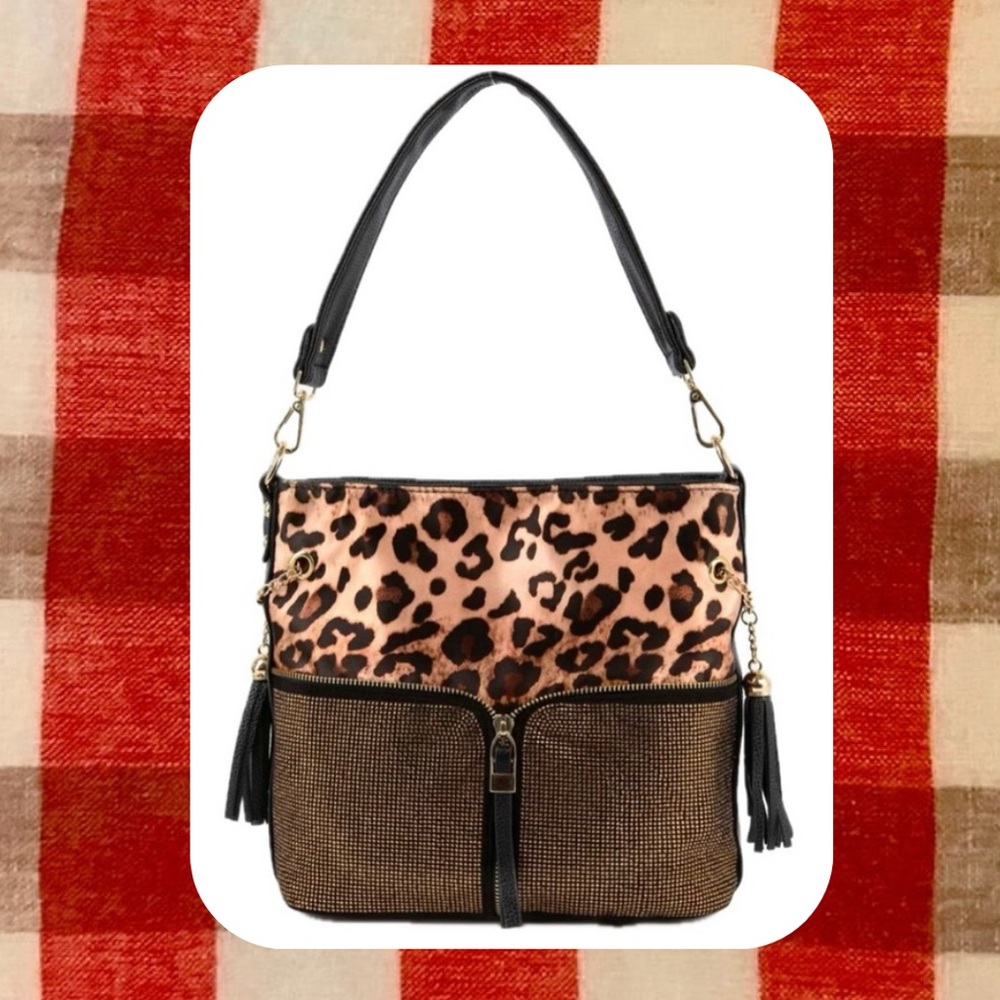 🌀🏷️🆕🎉 black faux leather leopard print silver rhinestone hobo bag with fringe